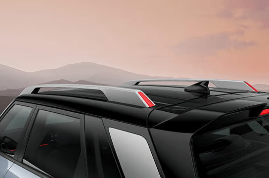 Hyundai Venue N Line bridge type roof rails with red highlights